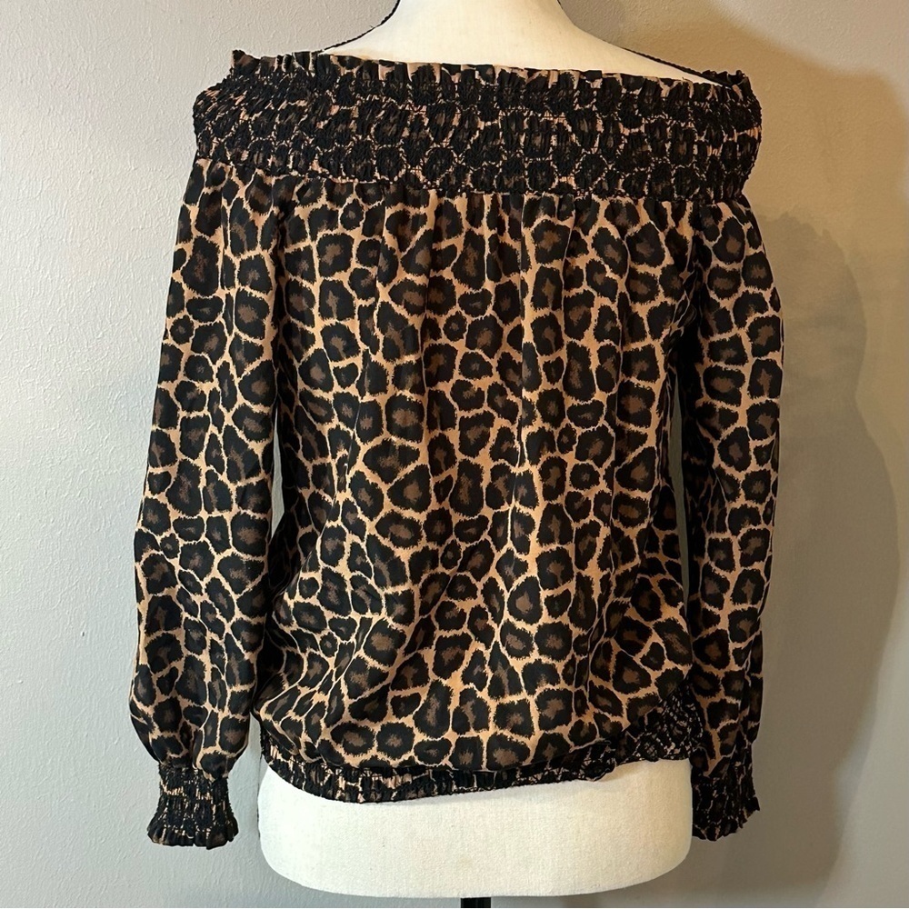 Micheal by Micheal Kors | Off shoulder leopard print blouse | Small - Picture 2 of 11